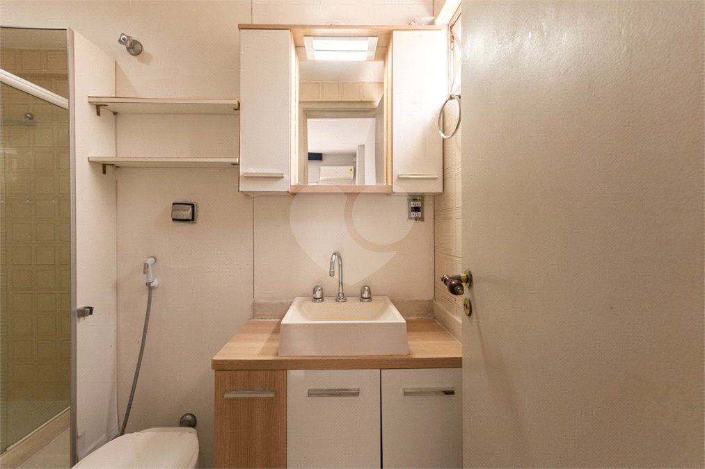 Apartamento à venda com 2 quartos, sendo 1 suíte,  em Tijuca, Rio de Janeiro, RJ