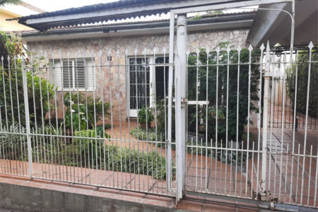 Casa à venda com 4 quartos, sendo 1 suíte, em Jardim Trussardi, São Paulo, SP