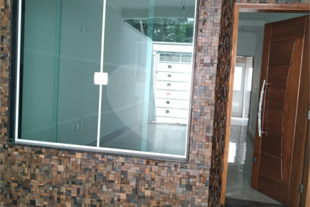 Sobrado à venda com 3 quartos, sendo 1 suíte, em Parque Residencial Oratorio, São Paulo, SP