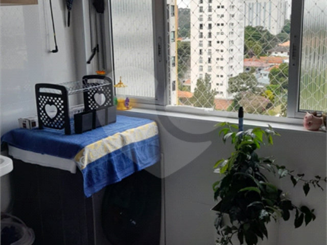 Apartamento à venda com 3 quartos, sendo 1 suíte,  em Alto da Boa Vista, São Paulo, SP