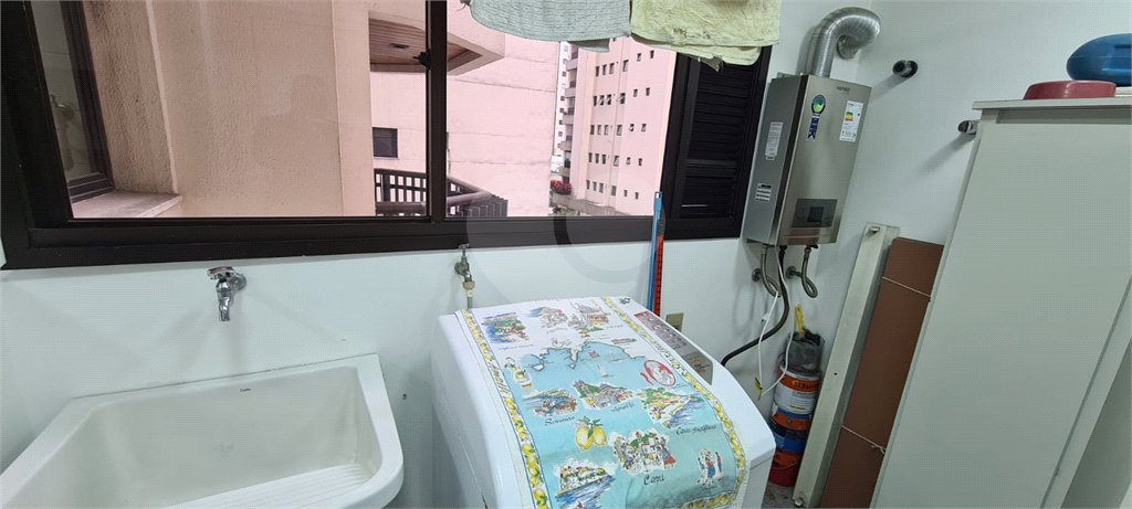 Apartamento à venda com 3 quartos, sendo 1 suíte,  em Indianópolis, São Paulo, SP