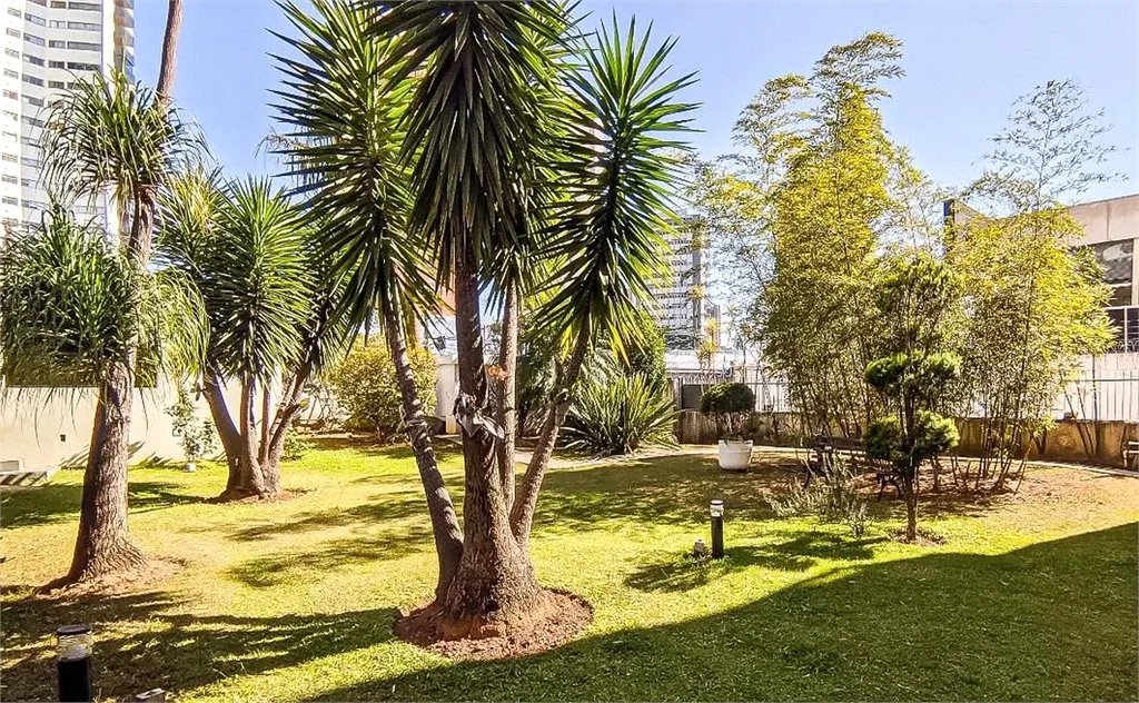 Cobertura à venda com 2 quartos, sendo 1 suíte, em Vila Andrade, São Paulo, SP