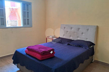 Casa à venda com 2 quartos no condomínio Vila da Prata I, Mogi das Cruzes - SP