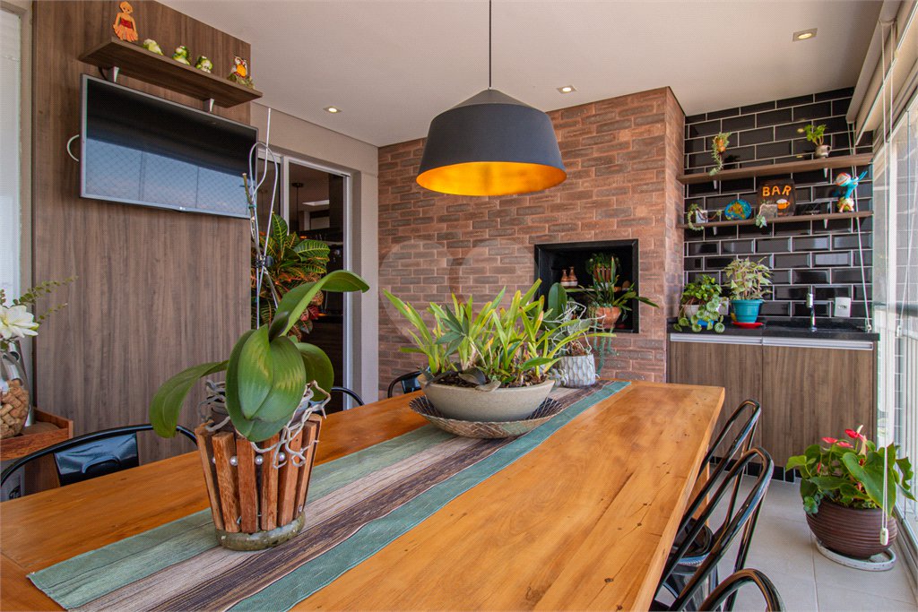 Apartamento à venda com 2 quartos, sendo 1 suíte, em Santo Amaro, São Paulo, SP
