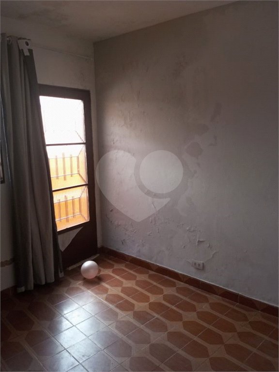 Sobrado à venda com 3 quartos em Vila Santa Maria, São Paulo, SP