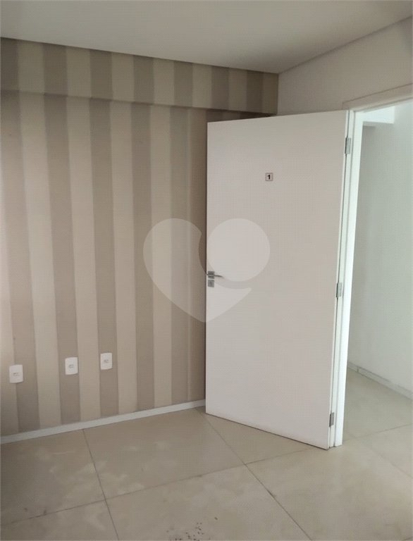Sala à venda em Vila Bastos, Santo André, SP