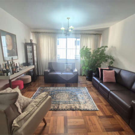 Apartamento à venda com 3 quartos, sendo 1 suíte, em Itaim Bibi, São Paulo, SP