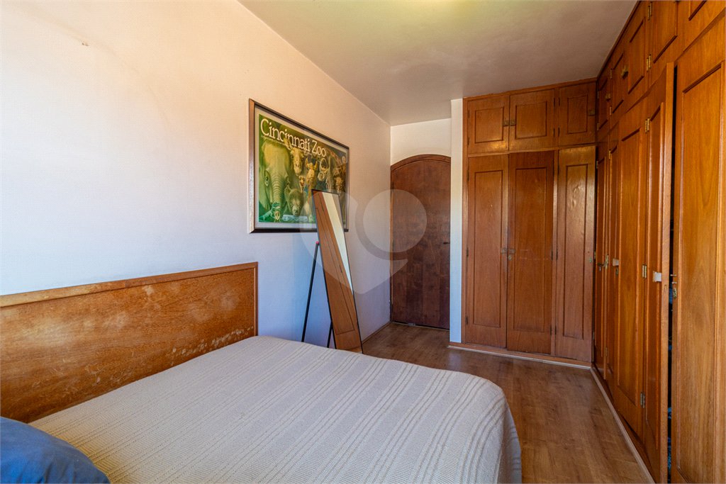 Casa de Vila à venda com 4 quartos, sendo 2 suítes, em Alto da Boa Vista, São Paulo, SP