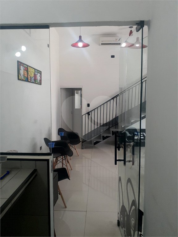 Sobrado à venda com 2 quartos, sendo 1 suíte, em Alto da Lapa, São Paulo, SP