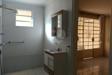 Casa à venda com 4 quartos em Vila Hamburguesa, São Paulo, SP