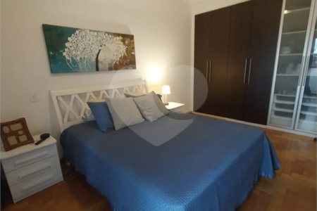 Apartamento à venda com 4 quartos, sendo 1 suíte,  em Vila Ipojuca, São Paulo, SP