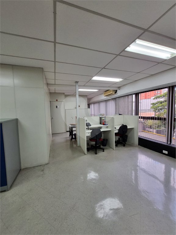 Sala à venda em Chácara Santo Antônio, São Paulo, SP