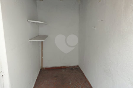 Sobrado à venda com 2 quartos em Vila Ipojuca, São Paulo, SP