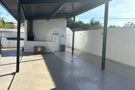 Casa à venda com 3 quartos, sendo 1 suíte, no condomínio Marselha IV, São Roque - SP