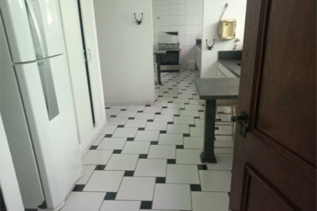 Casa à venda com 3 quartos, sendo 2 suítes,  em Morumbi, São Paulo, SP