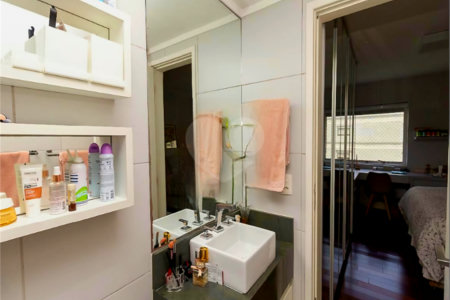 Apartamento à venda com 3 quartos, sendo 2 suítes,  em Pinheiros, São Paulo, SP
