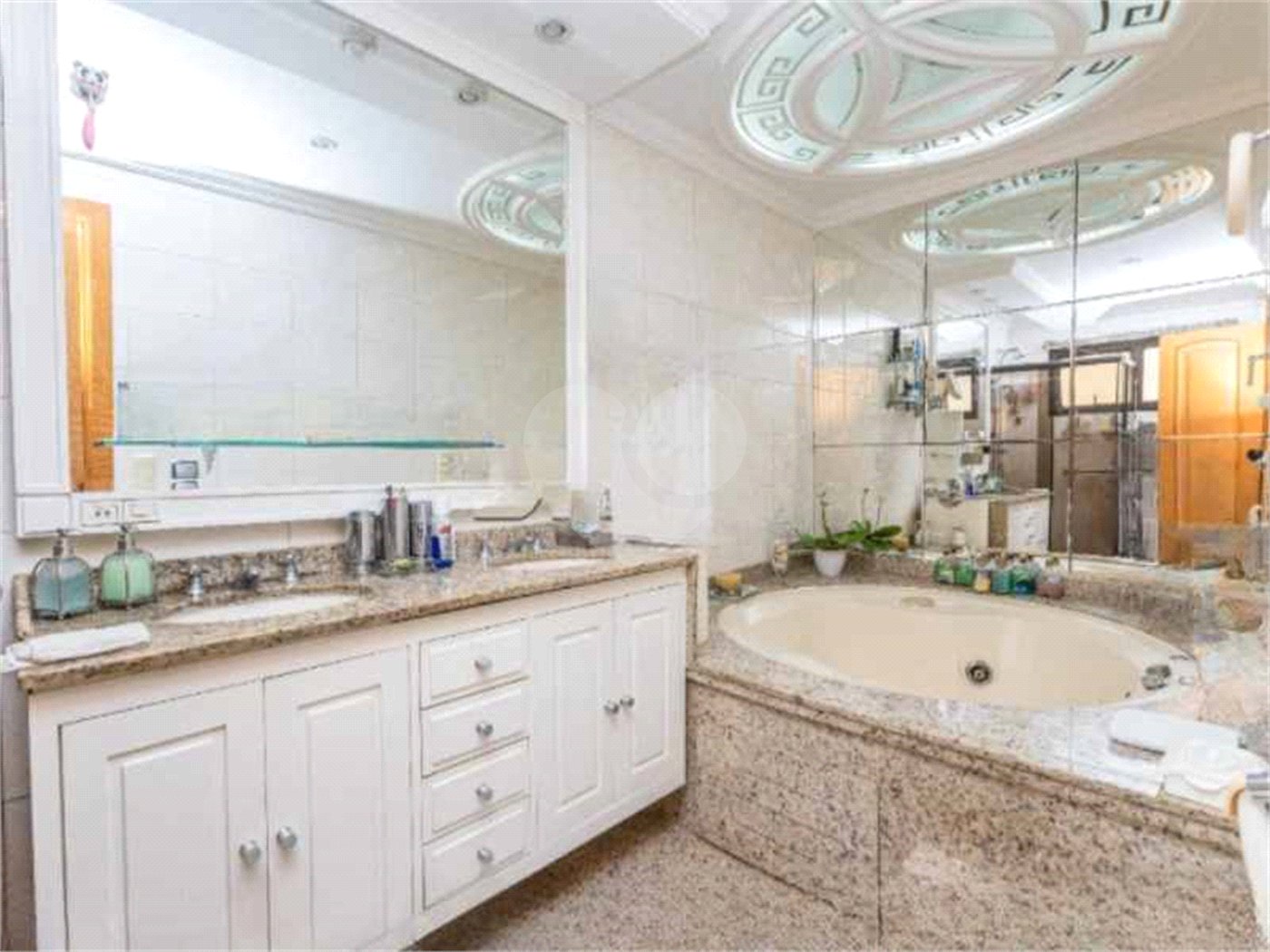 Apartamento à venda com 3 suítes em Santana, São Paulo, SP
