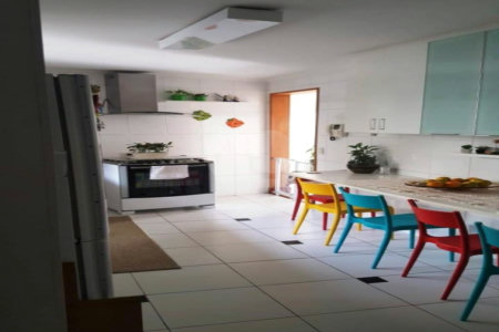Casa à venda com 4 quartos, sendo 1 suíte,  em Rolinópolis, São Paulo, SP
