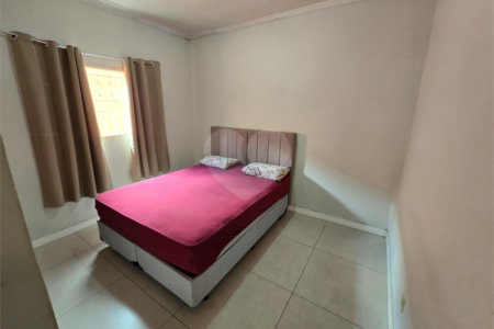 Casa à venda com 2 quartos em Vila Carvalho, Itapetininga, SP