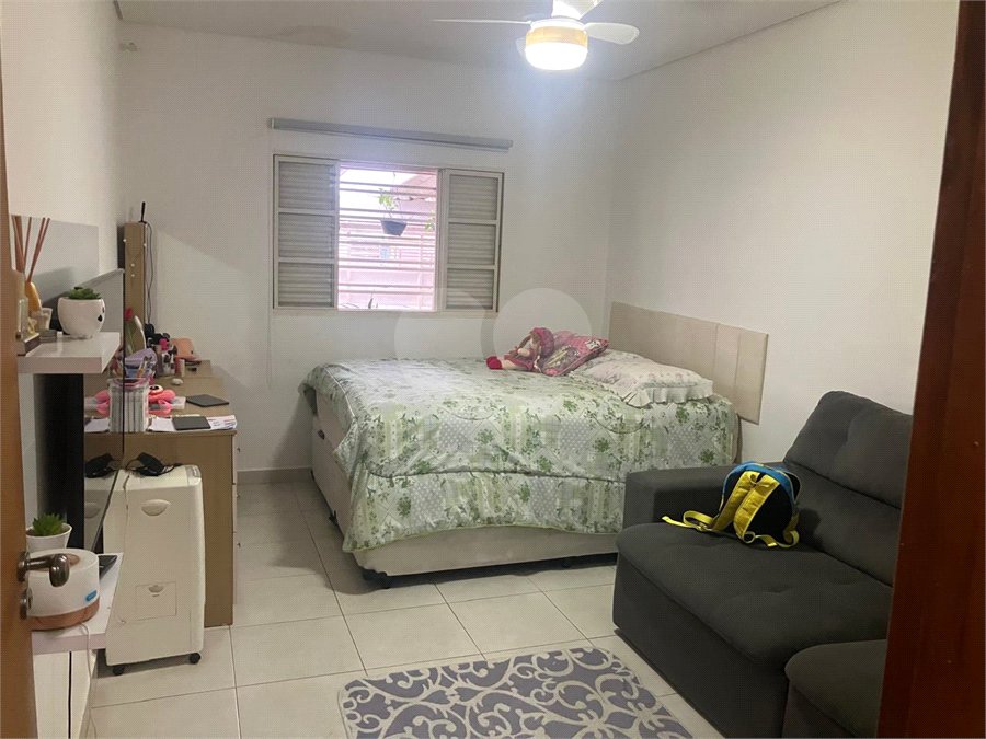 Casa Térrea à venda com 3 quartos em Vila Nivi, São Paulo, SP