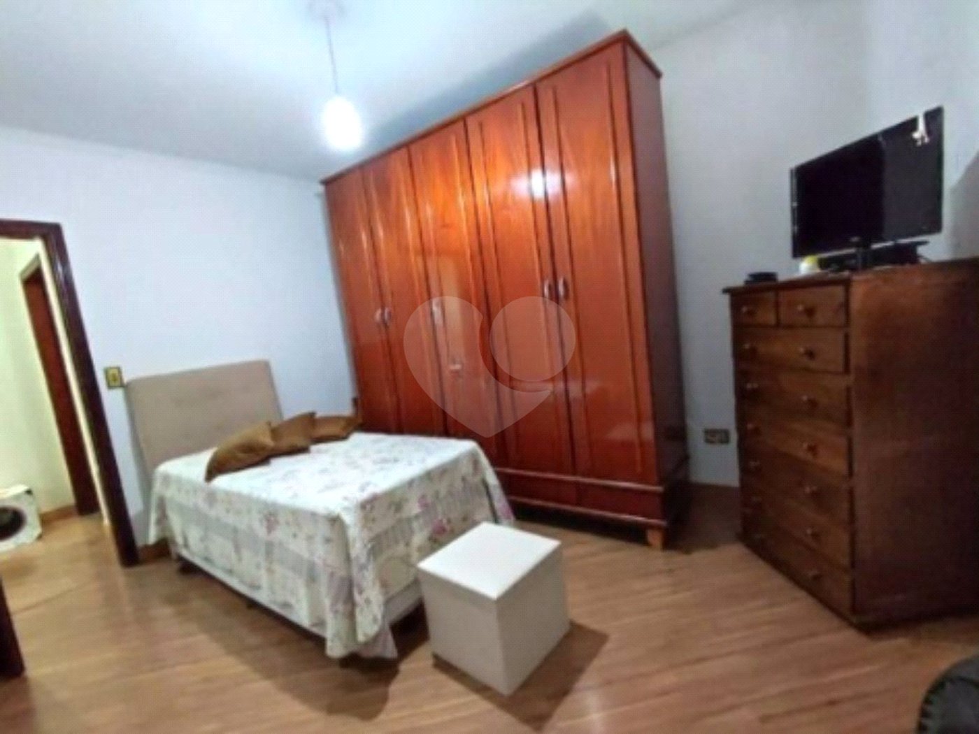 Sobrado à venda com 3 quartos, sendo 1 suíte, em Chácara Belenzinho, São Paulo, SP