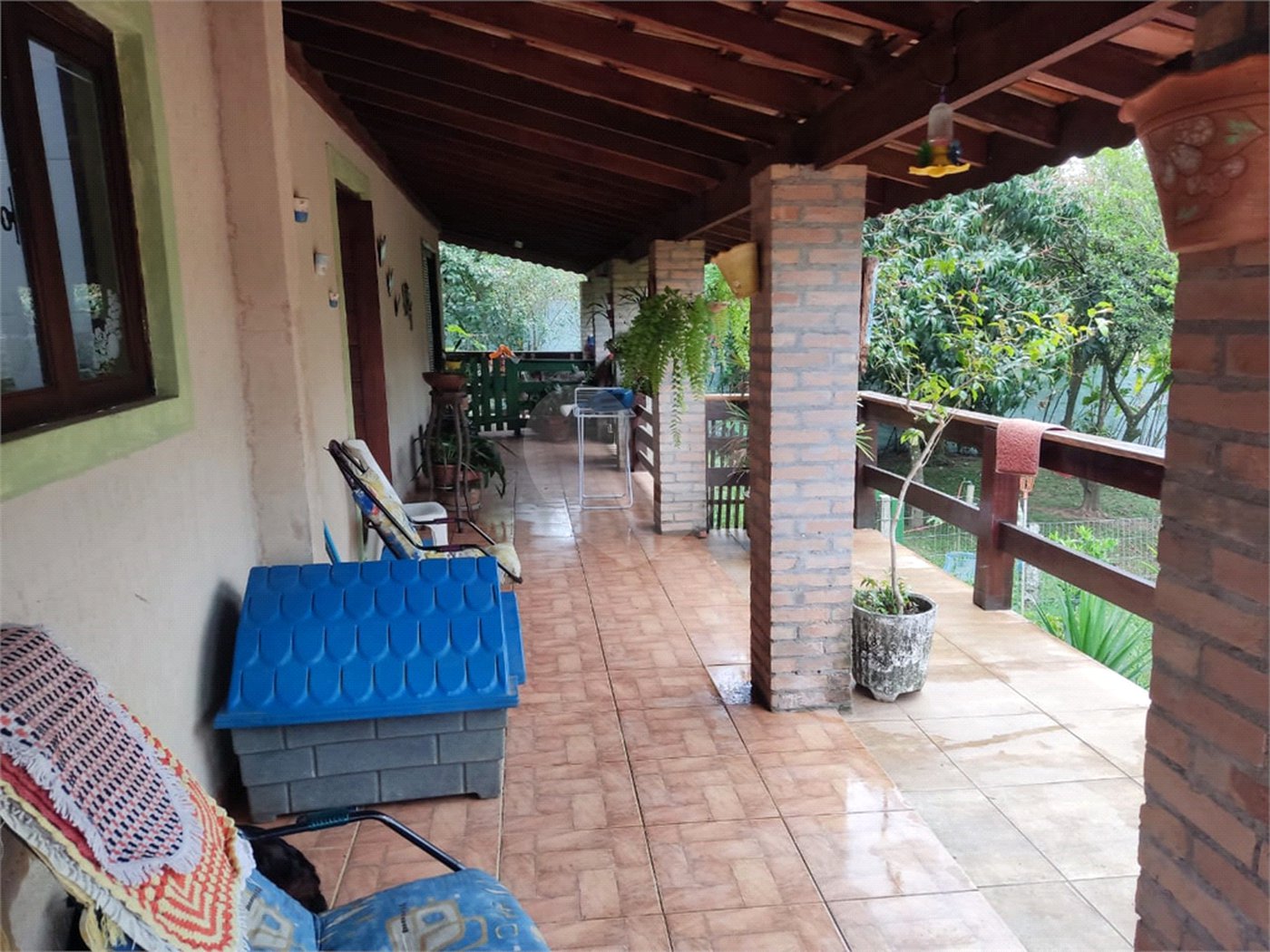 Casa à venda com 3 quartos, sendo 2 suítes, no condomínio Residencial Jardim Lago da Cantareira, Mairiporã - SP