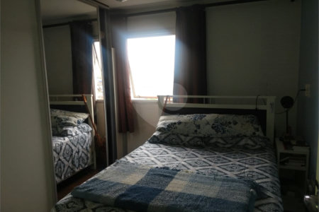Apartamento à venda com 3 quartos, sendo 1 suíte,  em Vila Campestre, São Paulo, SP
