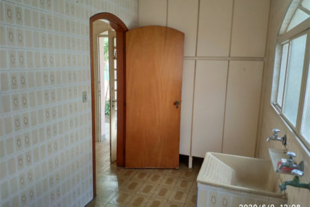Casa à venda com 5 quartos, sendo 1 suíte, em Jaguaré, São Paulo, SP
