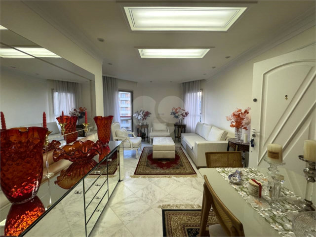 Apartamento à venda com 3 quartos, sendo 1 suíte,  em Santana, São Paulo, SP