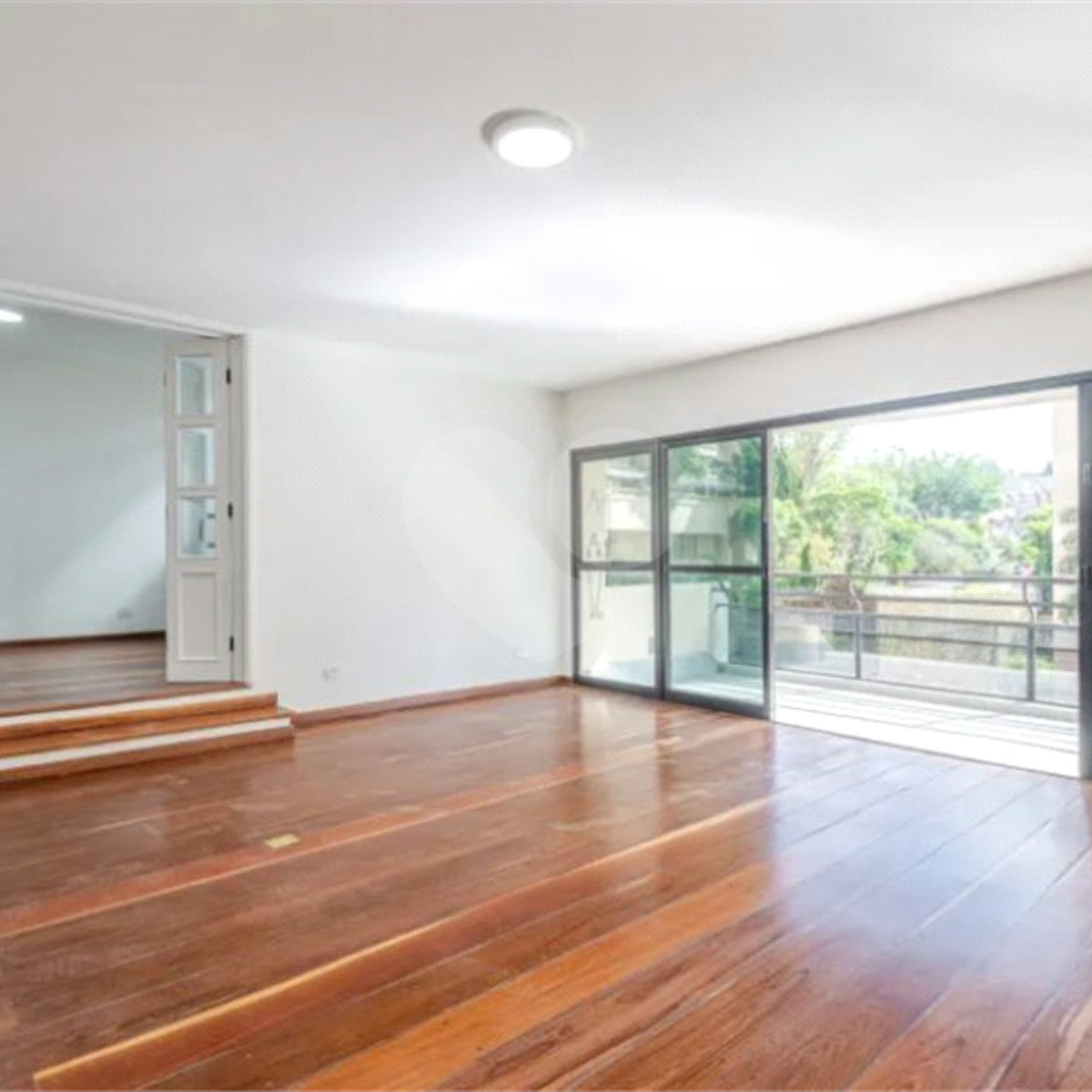 Apartamento à venda com 3 suítes em Real Parque, São Paulo, SP