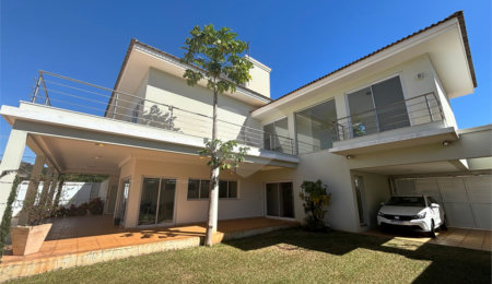 Casa à venda com 7 suítes no condomínio Damha I, São Carlos - SP