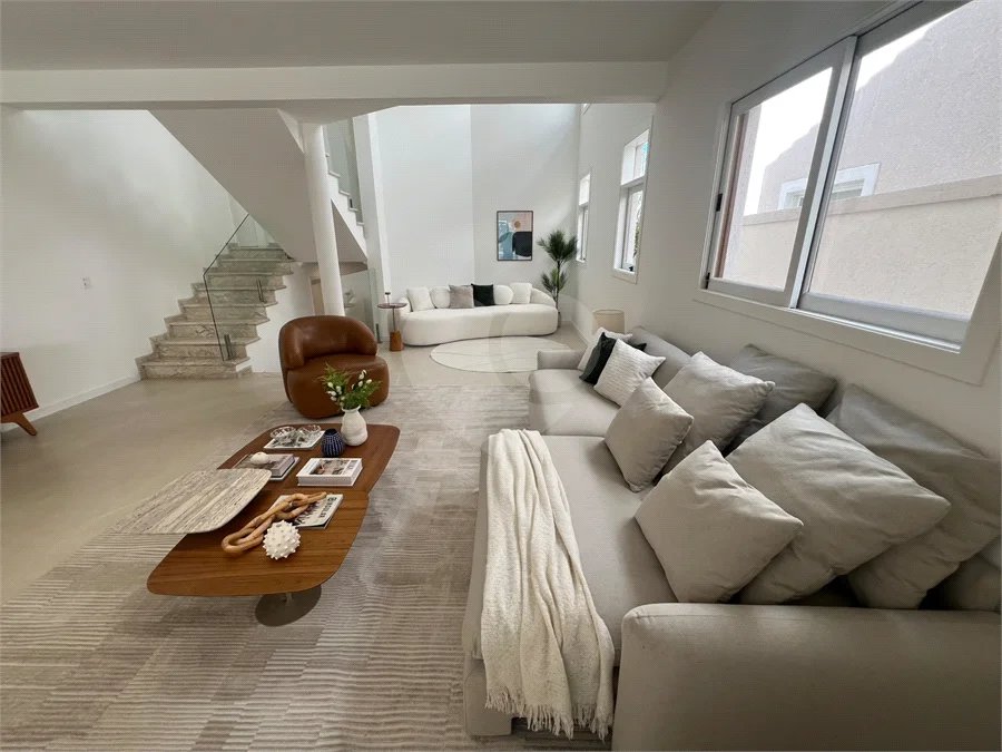 Casa à venda com 4 suítes no condomínio Alphaville 3, Santana de Parnaíba - SP