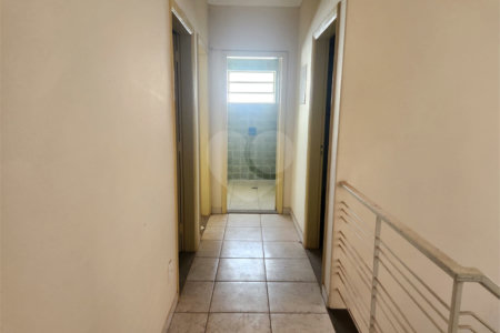 Sobrado à venda com 4 quartos, sendo 1 suíte, no Centro, Araraquara, SP