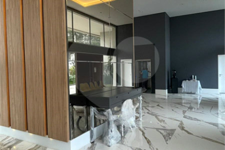 Apartamento à venda com 3 suítes em Vila Sofia, São Paulo, SP