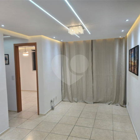 Apartamento à venda com 2 quartos em Santa Cruz, Rio de Janeiro, RJ