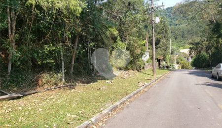 Terreno à venda no condomínio Cantareira, Mairiporã - SP