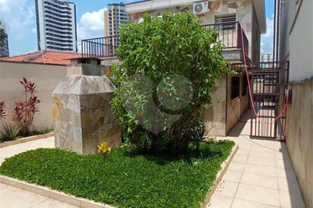 Sobrado à venda com 3 quartos, sendo 1 suíte, em Bosque da Saúde, São Paulo, SP
