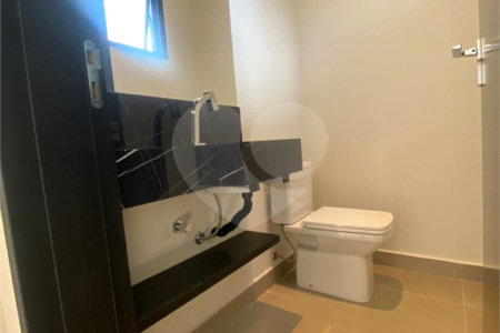 Casa à venda com 4 suítes no condomínio Campo de Toscana, Vinhedo - SP