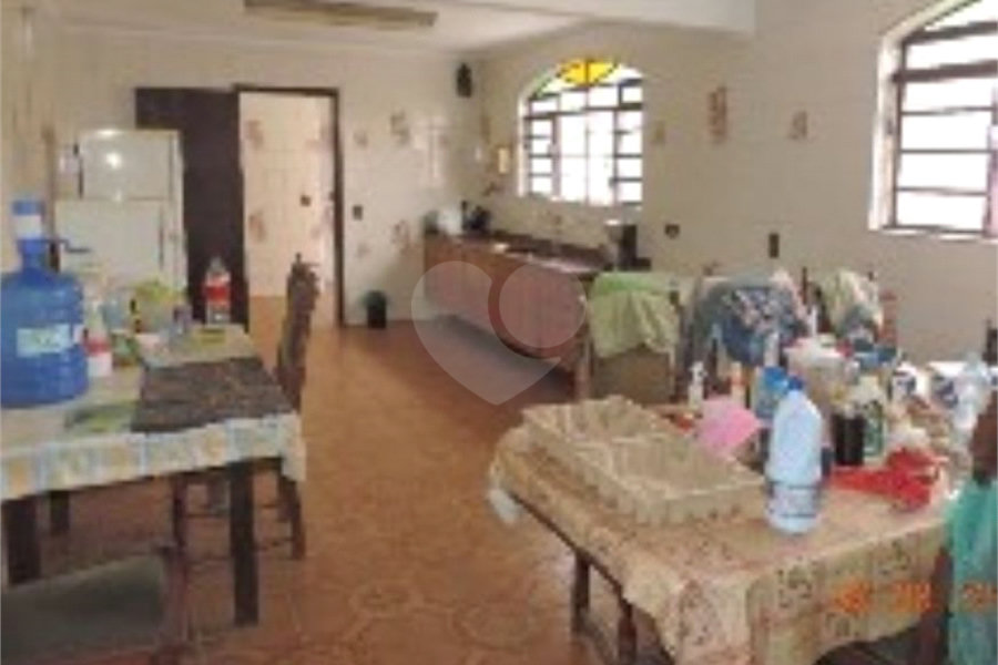 Sobrado à venda com 4 quartos em Vila Ipojuca, São Paulo, SP
