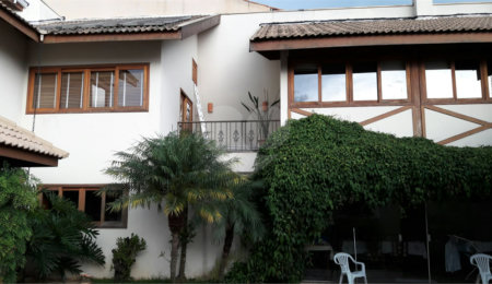 Casa à venda com 3 quartos, sendo 1 suíte,  em Jardim Marco Leite, Jundiaí, SP