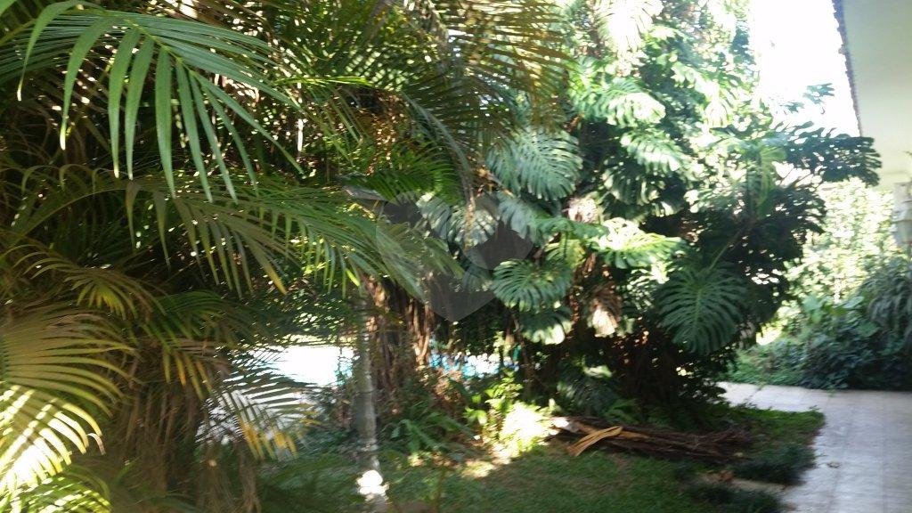 Casa à venda com 3 quartos, sendo 1 suíte, em Butantã, São Paulo, SP