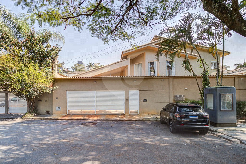 Casa de Vila à venda com 4 suítes em Jardim dos Estados, São Paulo, SP