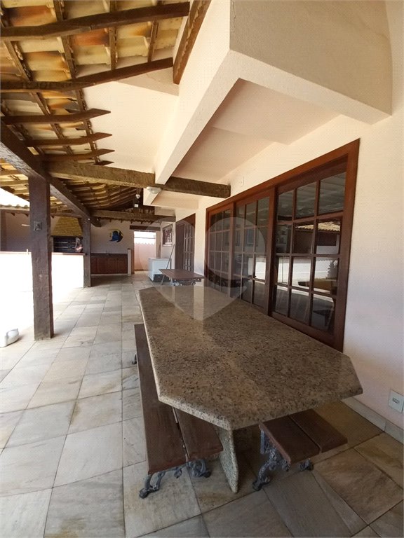 Casa à venda com 4 quartos, sendo 3 suítes,  em Geribá, Armação dos Búzios, RJ