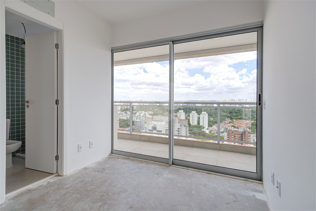 Duplex à venda com 2 suítes em Granja Julieta, São Paulo, SP