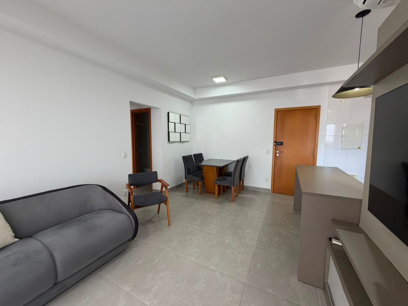 Apartamento com 2 dormitórios à venda, 72 m² por R$ 1.350.000,00 - Gonzaga - Santos/SP