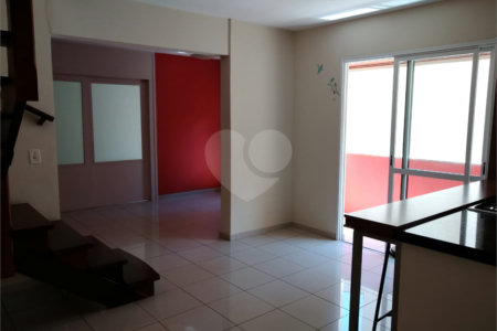 Cobertura à venda com 3 quartos, sendo 2 suítes,  em Vila Ipojuca, São Paulo, SP