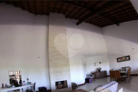 Casa à venda com 4 quartos, sendo 3 suítes, no condomínio Parque dos Manacas, Jundiaí - SP