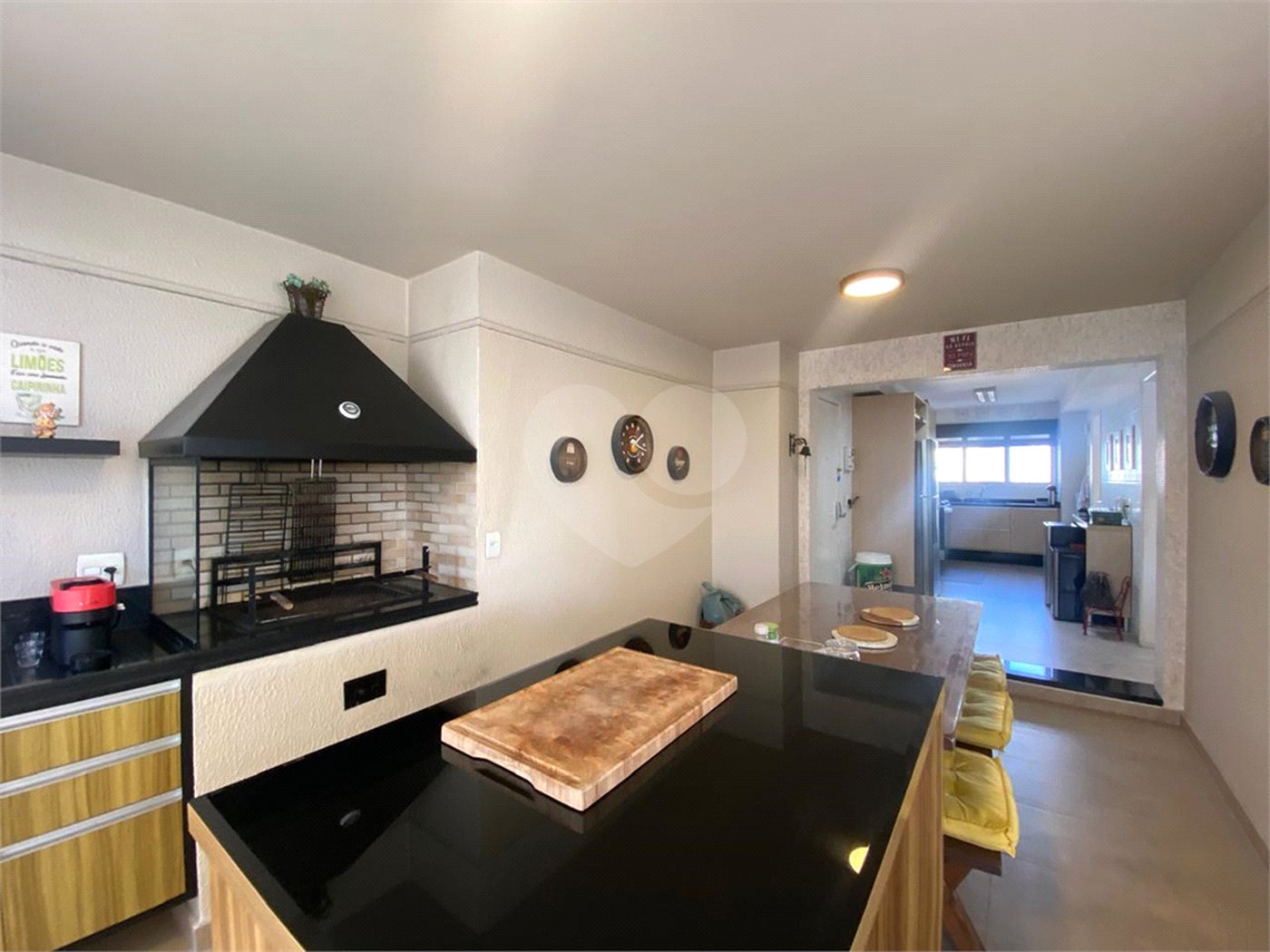 Apartamento à venda com 3 suítes em Vila Gomes Cardim, São Paulo, SP