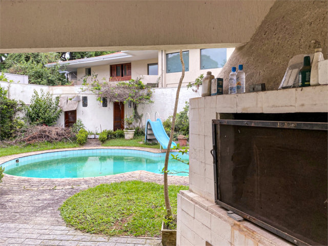 Casa à venda com 5 quartos, sendo 3 suítes,  em Brooklin, São Paulo, SP