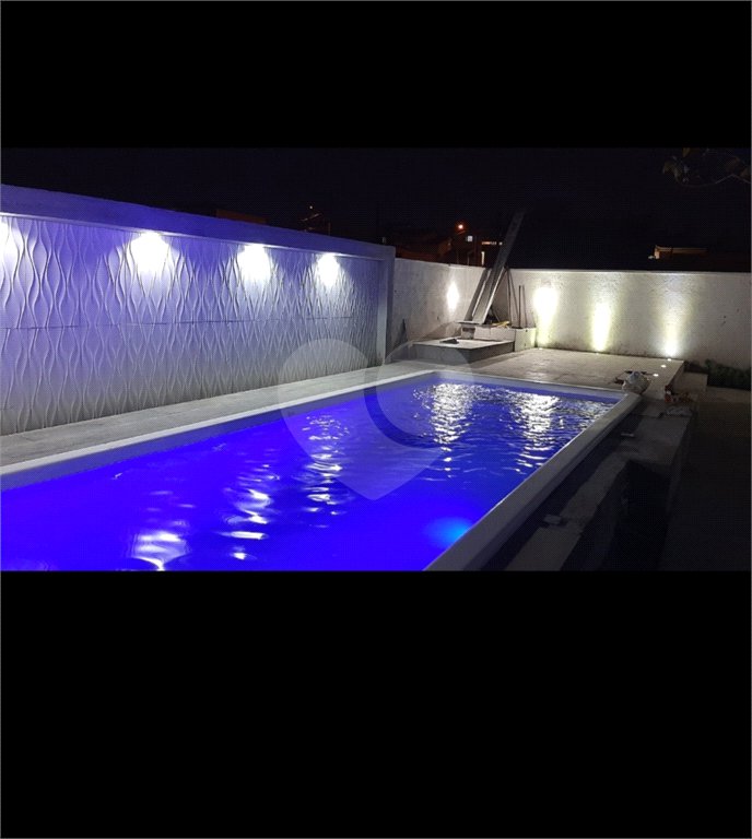 Casa à venda com 3 suítes no condomínio Residencial Veredas, Mogi das Cruzes - SP